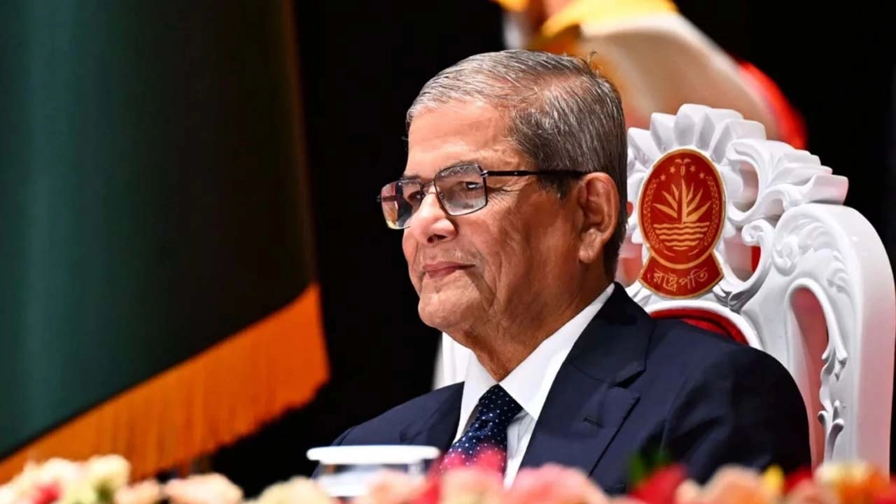 রাষ্ট্রপতি মির্জা ফখরুল ইসলাম আলমগীর।