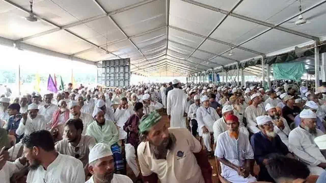ঈদে মিলাদুন্নবী (সা.) উদযাপনে সোহরাওয়ার্দী উদ্যানে হাজার হাজার মানুষ