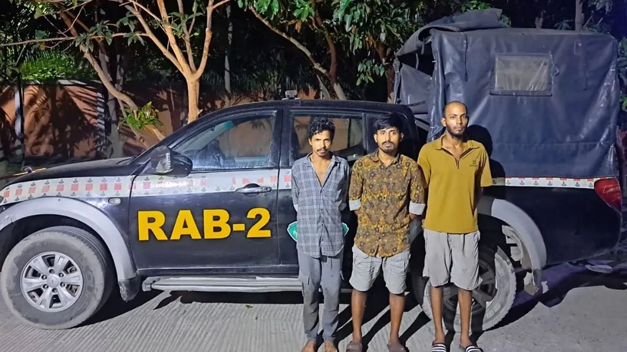 মোহাম্মদপুরে ২ সন্ত্রাসগ্রুপের ৩ সক্রিয় সদস্য গ্রেপ্তার। ছবি: সংগৃহীত