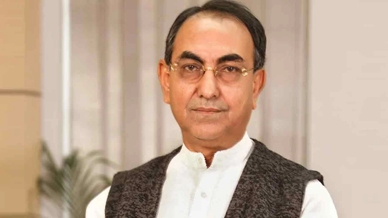 বিএনপির স্থায়ী কমিটির সদস্য ও প্রধানমন্ত্রীর উপদেষ্টা মির্জা আব্বাস