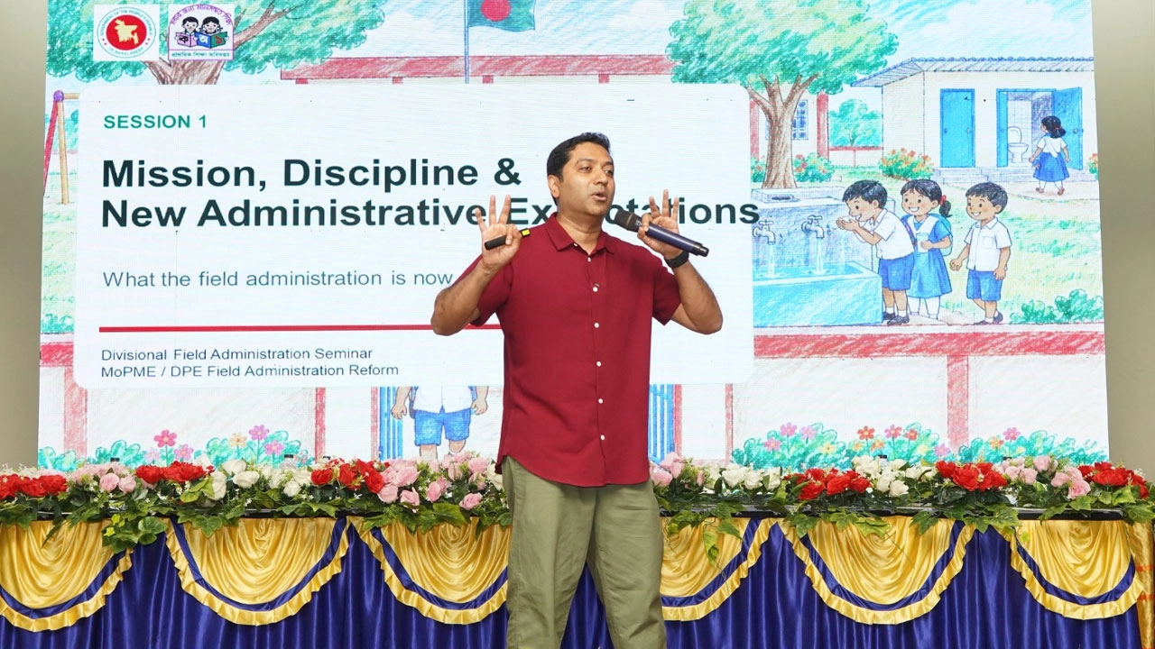 প্রাথমিক ও গণশিক্ষা প্রতিমন্ত্রী ববি হাজ্জাজ। ছবি: এনপিবি