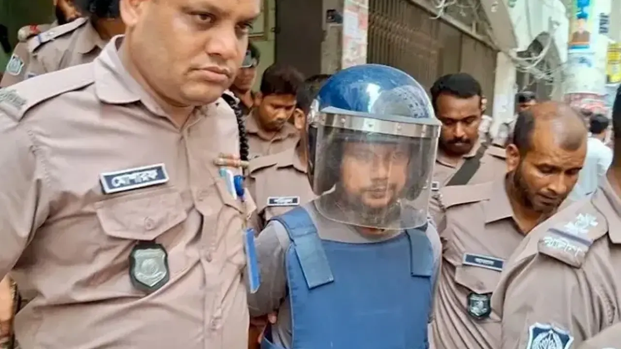 আদালতে হরিদাস চন্দ্র তরণী দাস। ছবি: সংগৃহীত