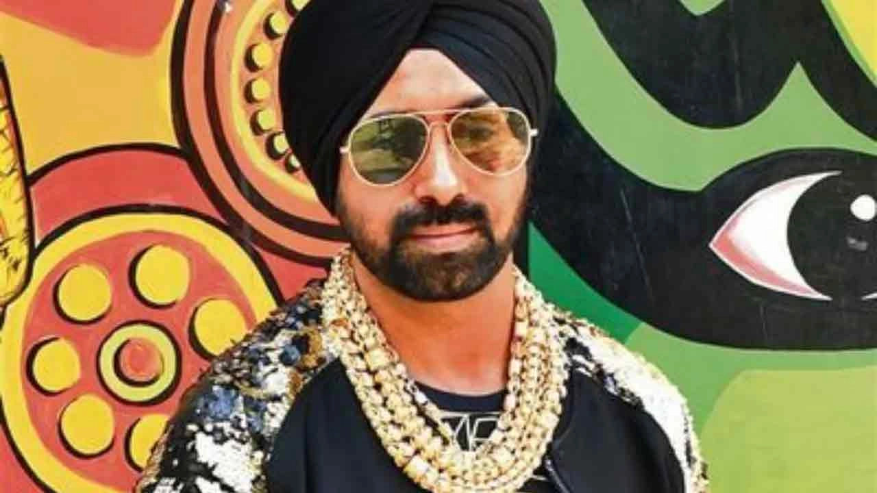 পাঞ্জাবি গায়ক ও গীতিকার বলজিৎ সিং