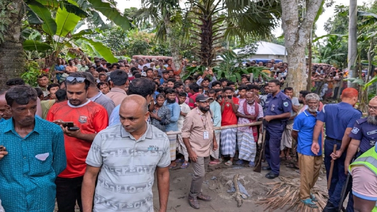পাবনায় বিএনপি নেতাকে কুপিয়ে হত্যা