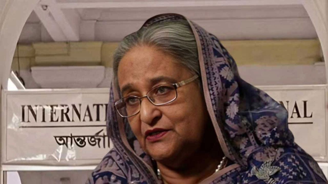 ক্ষমতাচ্যুত সাবেক প্রধানমন্ত্রী শেখ হাসিনা। ছবি: সংগৃহীত