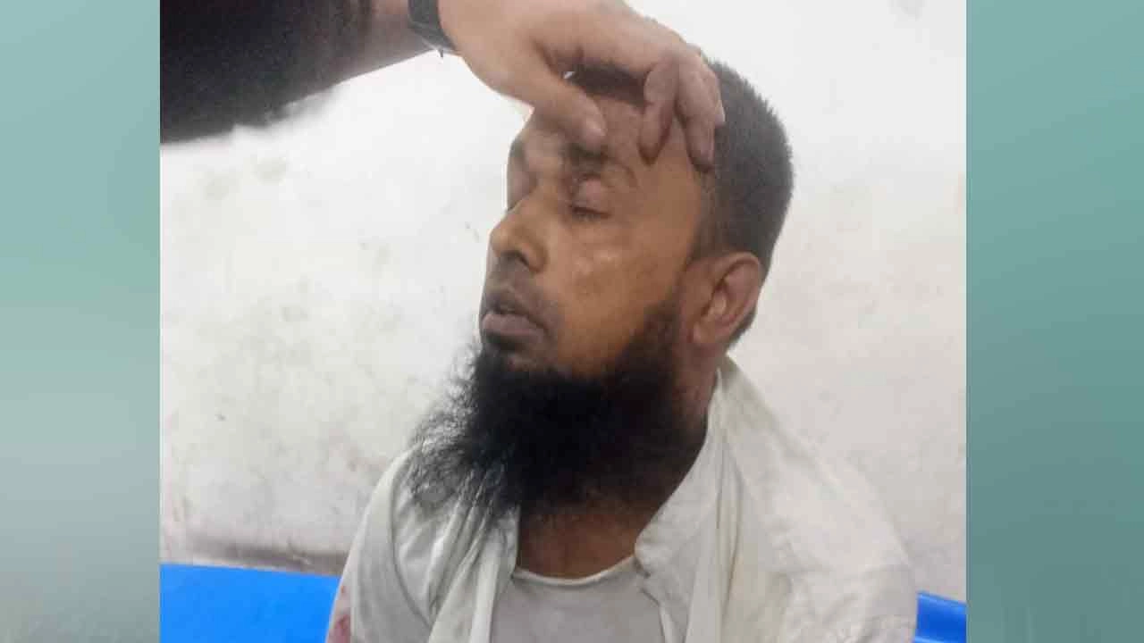 অভিযুক্ত শিক্ষক মাওলানা মোবারক হোসেন ওরফে এমরান (৪৫)