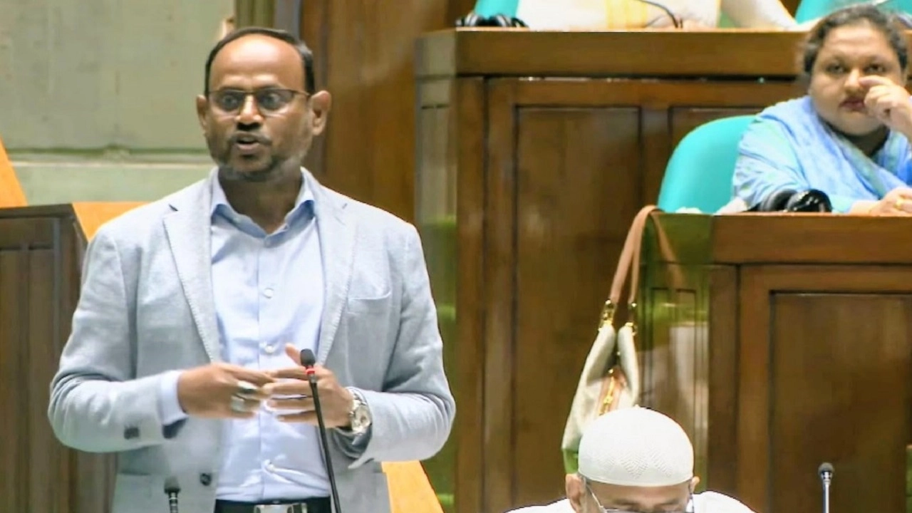 মৎস্য ও প্রাণিসম্পদ প্রতিমন্ত্রী সুলতান সালাউদ্দিন টুকু, এমপি।