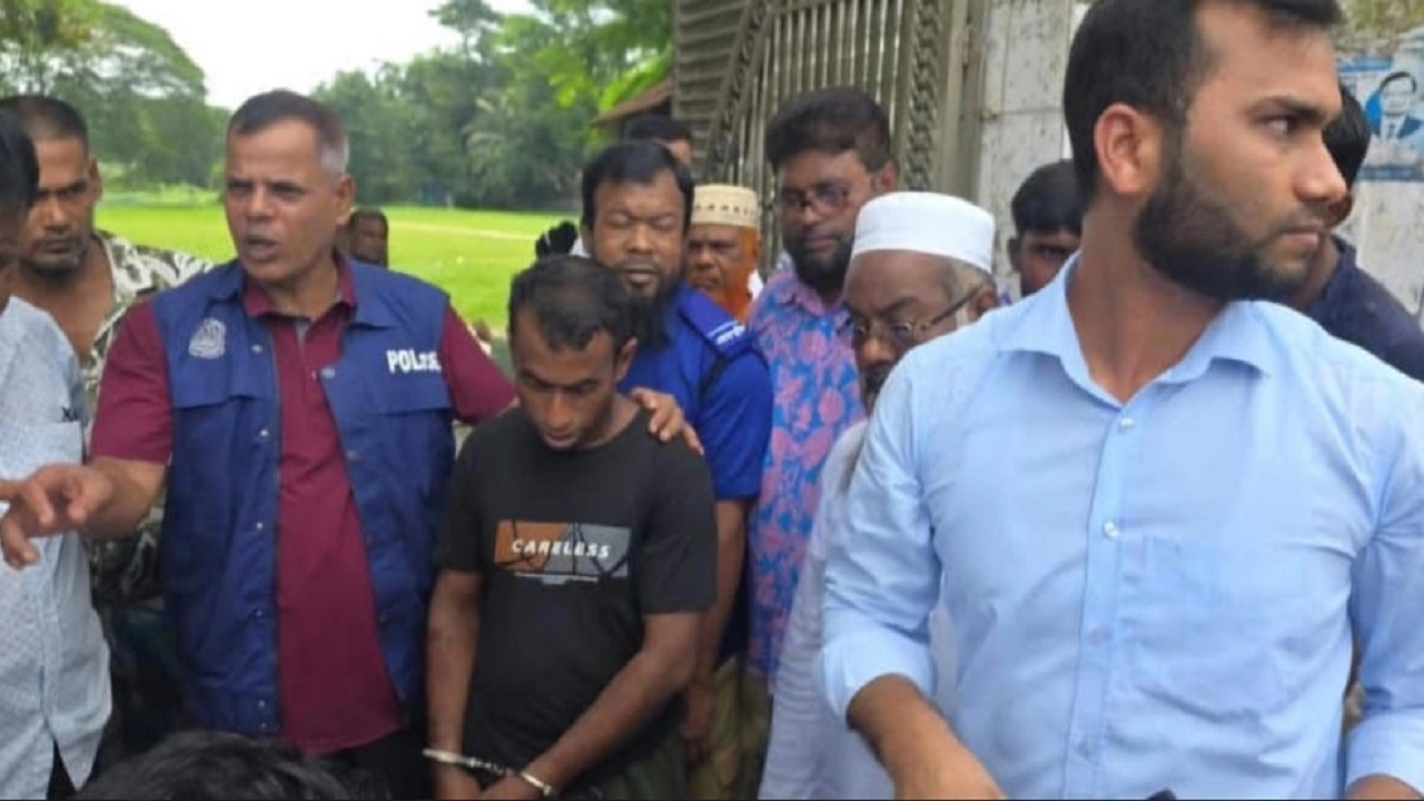 হাজীগঞ্জে স্কুলছাত্রীকে উত্যক্ত, বখাটের কারাদণ্ড  