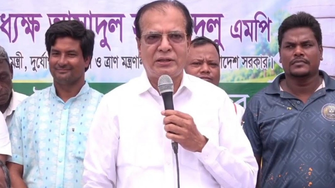 দুর্যোগ ব্যবস্থাপনা ও ত্রাণমন্ত্রী আসাদুল হাবিব দুলু।