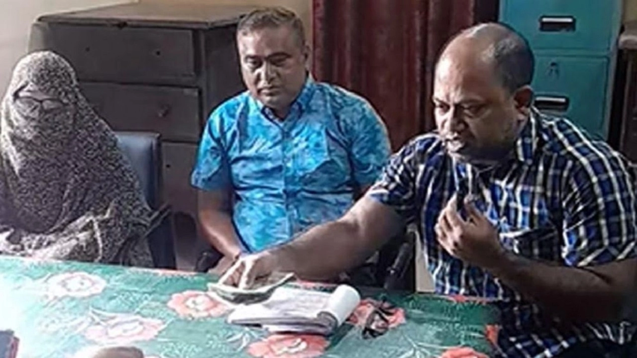 দীর্ঘদিন বিনা টিকিটে ট্রেন ভ্রমণ, ভুল বুঝে রেলকে দিলেন ২৫ হাজার টাকা