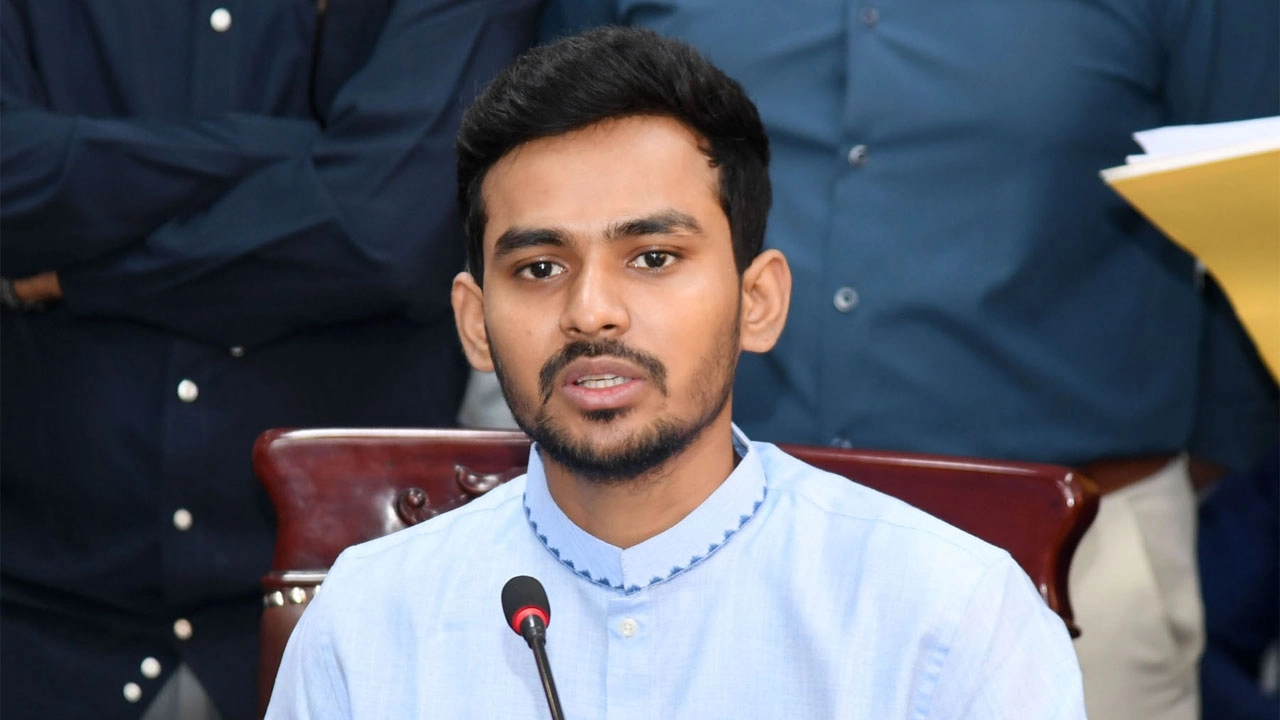 জাতীয় নাগরিক পার্টির (এনসিপি) মুখপাত্র আসিফ মাহমুদ সজীব ভূঁইয়া। ছবি: সংগৃহীত