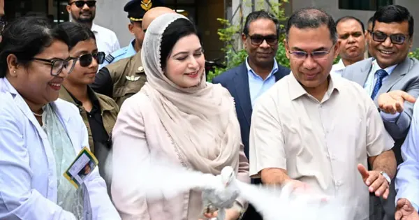 আজ ১৭ আগস্ট বিএনপি সরকার ছয় মাস পূর্ণ করেছে। সরকার কি আপনার প্রত্যাশা পূরণ করতে পারছে?