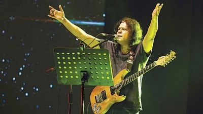 প্যারিস মাতাবে জেমসের নগরবাউল
