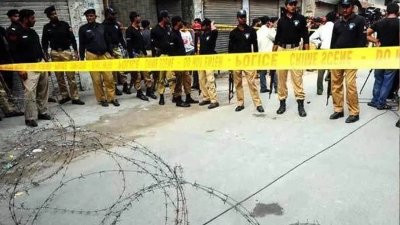 পাকিস্তানে থানার সামনে আত্মঘাতী হামলা, নিহত ৭