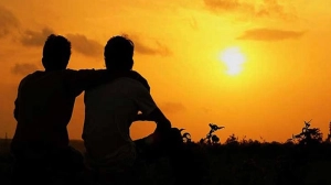 যেমন মানুষকে বন্ধু বানাতে বলেছেন মহানবী (সা.)