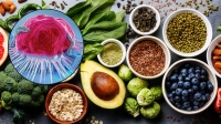 যেসব খাবারে ক্যানসারের ঝুঁকি বাড়ে