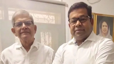 রাষ্ট্রপতি মির্জা ফখরুলকে নিয়ে গায়ক মনির খানের বার্তা