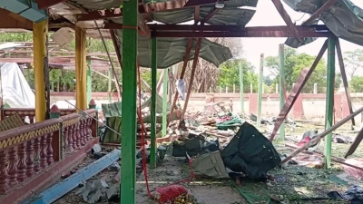 মিয়ানমারে বৌদ্ধ বিহারে সামরিক বাহিনীর বোমা হামলা, নিহত ১৪