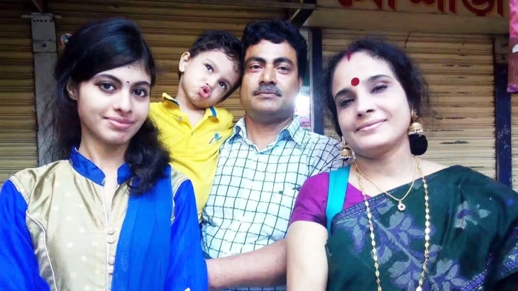তালাবদ্ধ বাড়ি থেকে স্বামী-স্ত্রীসহ একই পরিবারের ৪ মরদেহ উদ্ধার