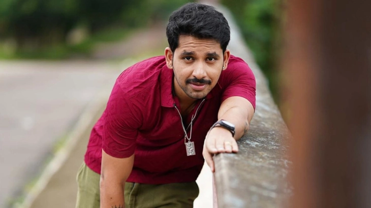 কারামুক্তির পর জাহের আলভীর রহস্যময় স্ট্যাটাস