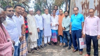 চরভদ্রাসন অগ্নিকাণ্ডে ক্ষতিগ্রস্ত পরিবারের পাশে স্থানীয় বিএনপি