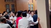 বিএনপিপন্থি আইনজীবীদের দুই পক্ষের হাতাহাতি, আহত ৫