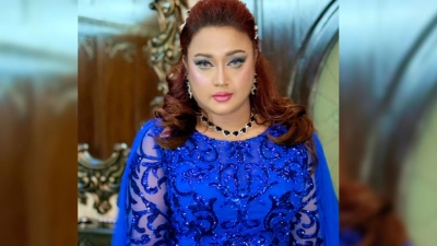 কাকে হুমকি দিলেন নায়িকা পলি?