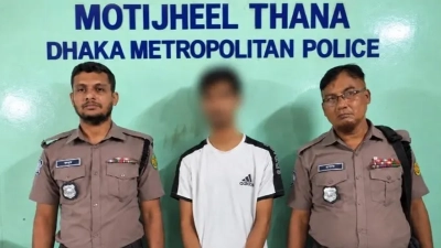 মেট্রোরেল স্টেশনের পাশে সন্দেহজনক ঘোরাঘুরি, মিললো ৪০০ ইয়াবা