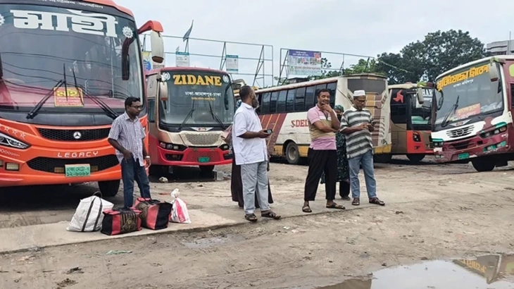 জামালপুর-ঢাকা রুটে বাস চলাচল বন্ধ, ভোগান্তিতে যাত্রীরা