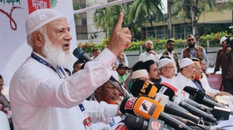 জনগণের দাবিতে বাধা দিলে ৬ দফার লংমার্চ ১ দফায় পরিণত হবে